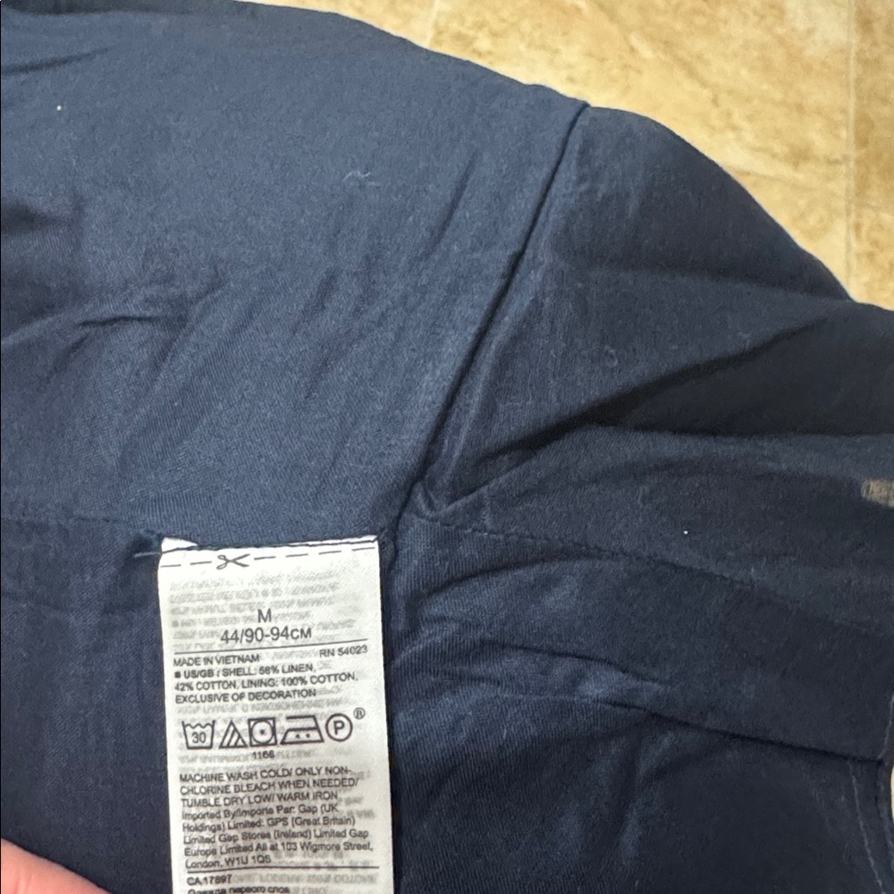 Banana Republic Navy Puff Sleeve Button-Front Blouse - Picture 4 of 4